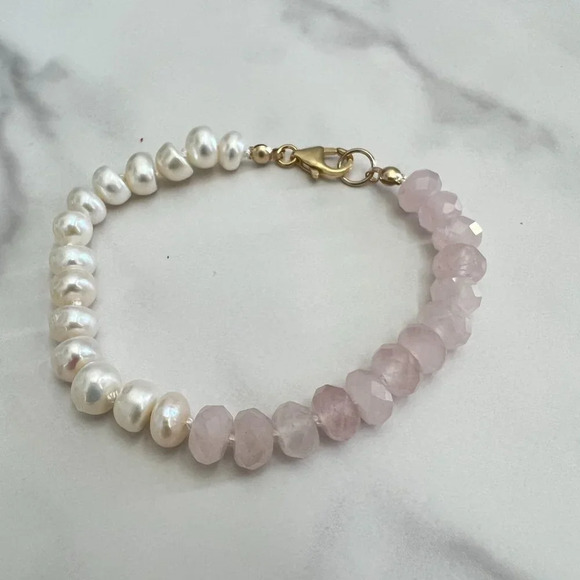 Pearl and Rose Quartz Hand Knotted Beaded Bracelet Gold Filled Clasp - Picture 1 of 9